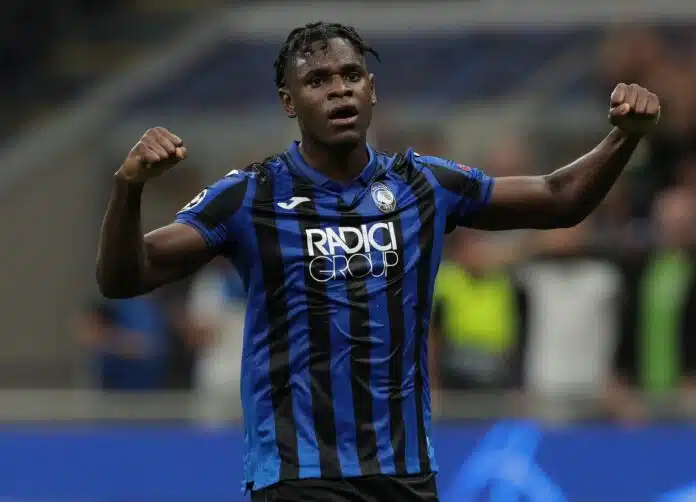 Stigao Skamaka Duvan Zapata Napusta Atalantu Ali Ostaje U Seriji
