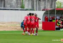 Velež ostao bez napadača: Došao je na trening, zaplakao i saopštio da više ne može izdržati Velez Ostao Bez Napadaca Dosao Je Na Trening Zaplakao I