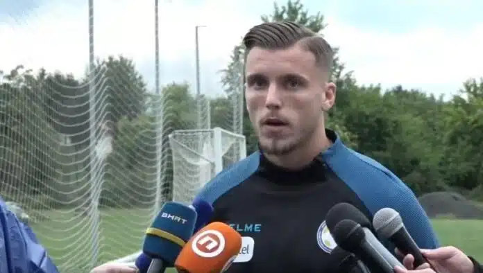 Demirovic Na Koju God Poziciju Da Me Trener Stavi Ja