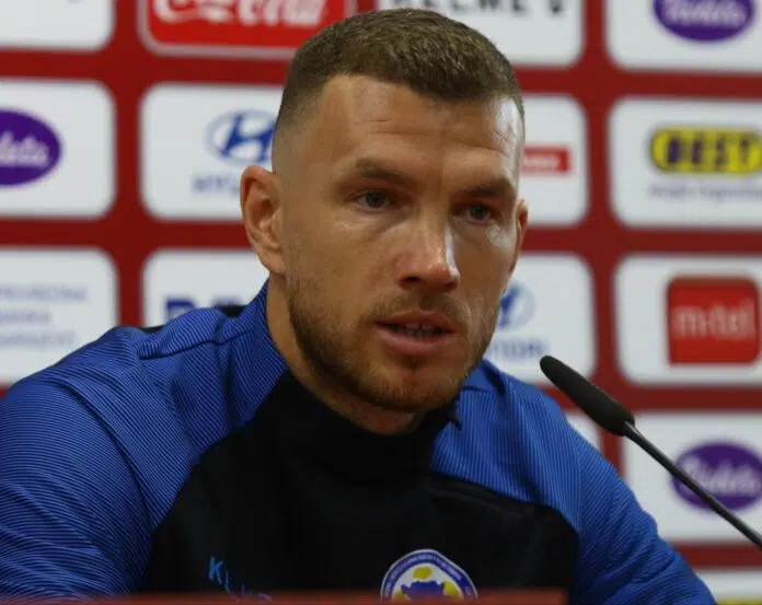 Edin Dzeko Ne Moze Uvijek Selektor Biti Kriv Moramo I