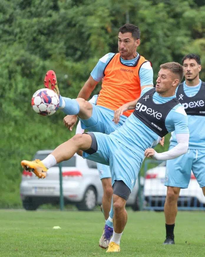 (FOTO) Plavi obavili posljednji trening uoči duela protiv GOŠK-a Plavi Obavili Posljednji Trening Uoci Duela Protiv Gosk A