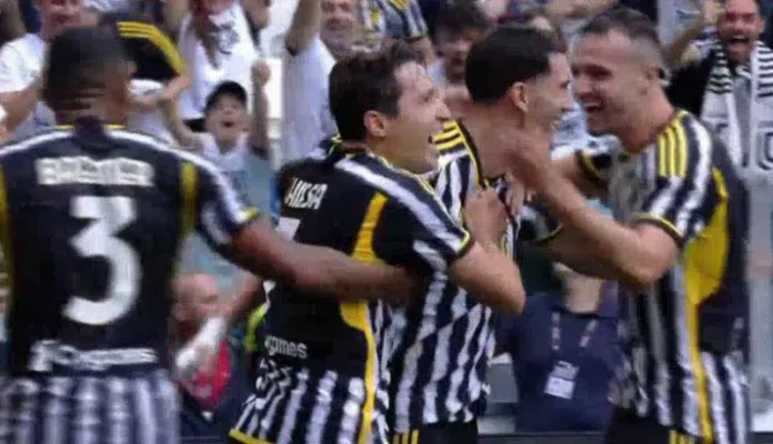 IMAMO UBOJIT NAPADAČKI TANDEM: Mitrović juče strelac, Vlahović danas načeo Imamo Ubojit Napadacki Tandem Mitrovic Juce Strelac Vlahovic Danas Naceo
