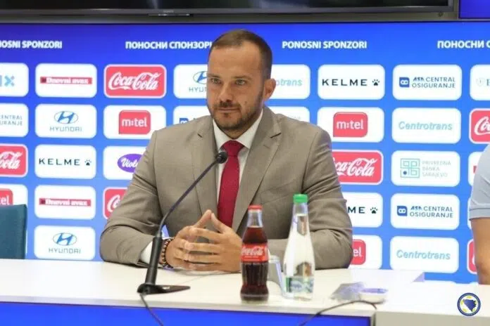 Vico Zeljkovic Se U Petak Obraca Javnosti