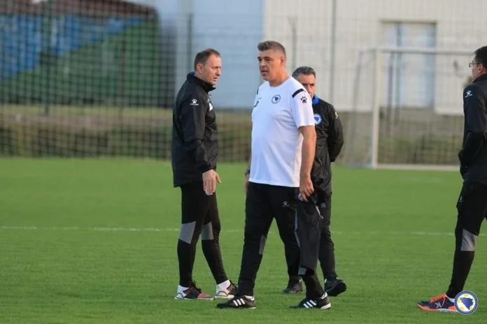 Fudbalska reprezentacija BiH promijenila plan treninga za danas Fudbalska Reprezentacija Bih Promijenila Plan Treninga Za Danas