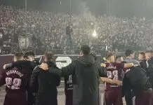 (VIDEO) Pogledajte ogromno slavlje pred sjevernom tribinom: Navijači i igrači Sarajeva znali proslaviti pobjedu Video Pogledajte Ogromno Slavlje Pred Sjevernom Tribinom Navijaci I Igraci