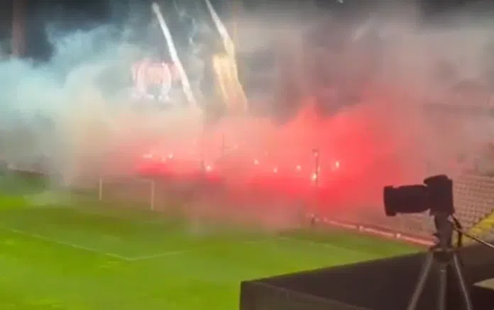 Video Sjajna Atmosfera U Zenici Velika Bakljada Robijasa Na Derbiju