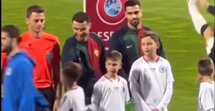 Video Snimak Ronalda I Pjanicevog Sina Prije Utakmice U Zenici