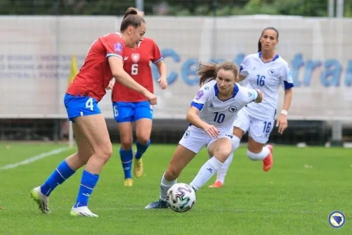 Emina Ekić putovala 28 sati da igra za reprezentaciju BiH: Emina Ekic Putovala 28 Sati Da Igra Za Reprezentaciju Bih