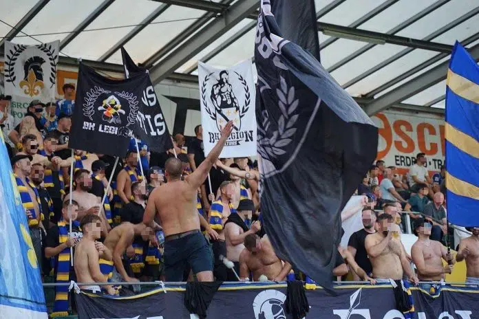 Navijacka Skupina Bh Legion Ostala Bez Udarnog Transparenta Grupa Ce