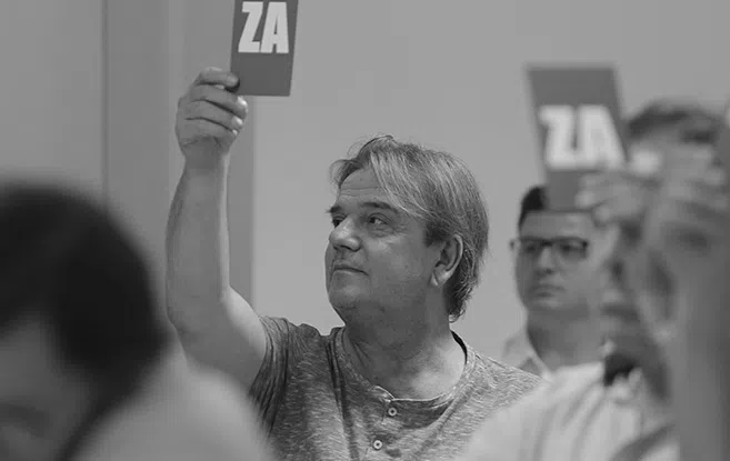 Pogledajte Kako Se Fk Zeljeznicar Oprostio Od Samira Landze