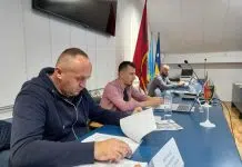 Haos na Skupštini FK Sloboda: Mujkanović i Upravni odbor podnijeli neopozive ostavke Haos Na Skupstini Fk Sloboda Mujkanovic I Upravni Odbor Podnijeli