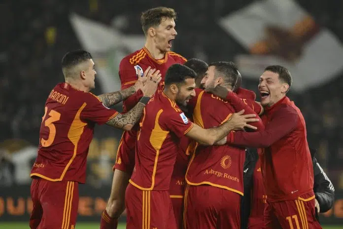 Roma Iskoristila Dva Igraca Vise I Savladala Sampiona Video