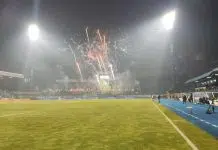 (VIDEO) MAGIČAN pyro show na Grbavici, Manijaci priredili nezapamćen spektakl Video Magican Pyro Show Na Grbavici Manijaci Priredili Nezapamcen Spektakl