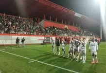 (VIDEO) Pogledajte kako su navijači ispratili igrače Sarajeva nakon poraza u Mostaru Video Pogledajte Kako Su Navijaci Ispratili Igrace Sarajeva Nakon Poraza