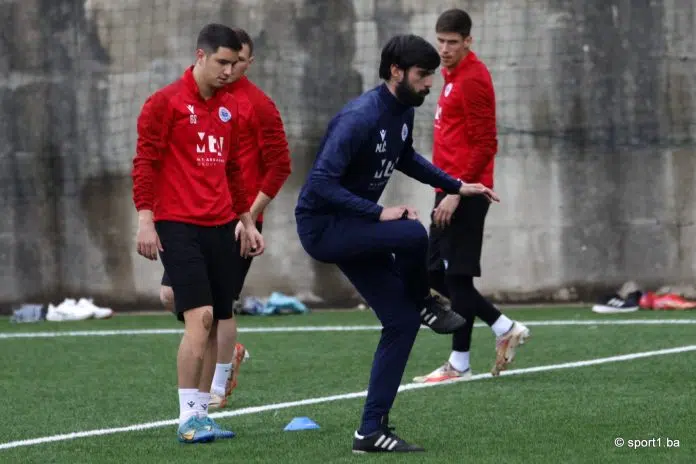 (FOTO) Plemići odradili jutarnji trening u Međugorju Plemici Odradili Jutarnji Trening U Medugorju