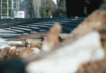 (VIDEO) Najveći infrastrukturni projekat: Zrinjski počeo rušenje istočne tribine Video Najveci Infrastrukturni Projekat Zrinjski Poceo Rusenje Istocne Tribine