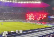 Prekinut nogometni derbi u Njemačkoj: Navijači teniskim lopticama zasuli teren 65Beb6E9 6A88 4Ceb 8Ef6 4Ea00A0A0A73 Teren Preview