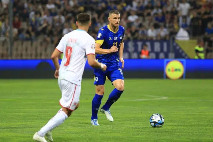 Dzeko Zelimo Da Se Plasiramo Na Veliko Takmicenje I Obradujemo