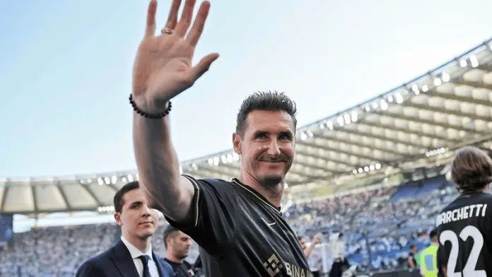 BOMBA SA ČIZME: Miro Klose preuzima klupu italijanskog giganta?! Bomba Sa Cizme Miro Klose Preuzima Klupu Italijanskog Giganta