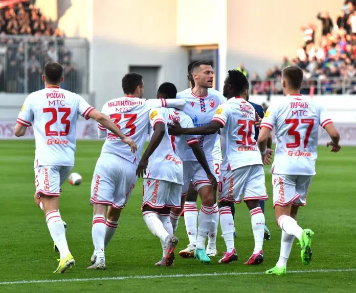 ODLIČNA UTAKMICA U BAČKOJ TOPOLI: Zvezda pobjedom najavila Odlicna Utakmica U Backoj Topoli Zvezda Pobjedom Najavila Vjeciti Derbi
