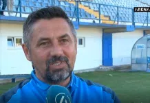 Adžem kroz smiješak poručio: Neki treneri kritikuju nas za ležanje, a vidimo da i jedan veliki Željezničar to radi Adzem Kroz Smijesak Porucio Neki Treneri Kritikuju Nas Za Lezanje
