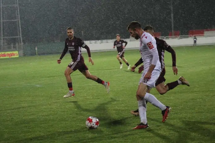 Spektakl U Mostaru Sarajevo Katastrofalno Krenulo U Mec Pa