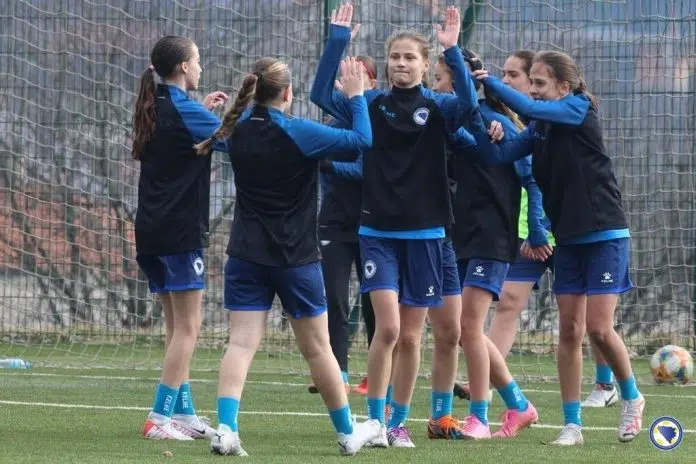 Ivan Kvesic Odabrao Kadetkinje Za Uefa Razvojni Turnir U Hadzicima