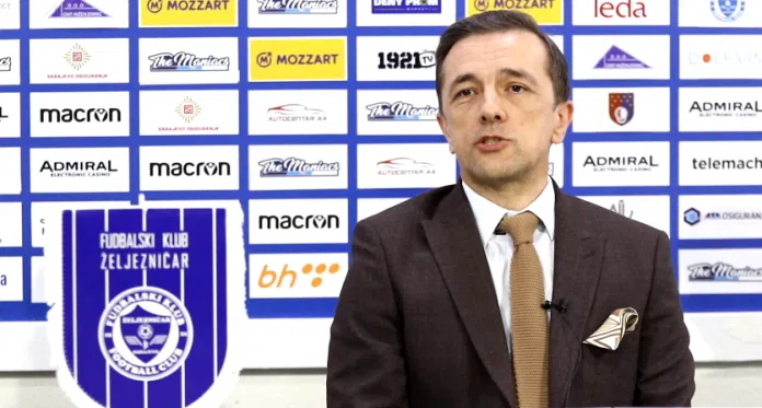 (VIDEO) Navijačima Željezničara se obratio član Odbora za hitnost Almir Video Navijacima Zeljeznicara Se Obratio Clan Odbora Za Hitnost Almir