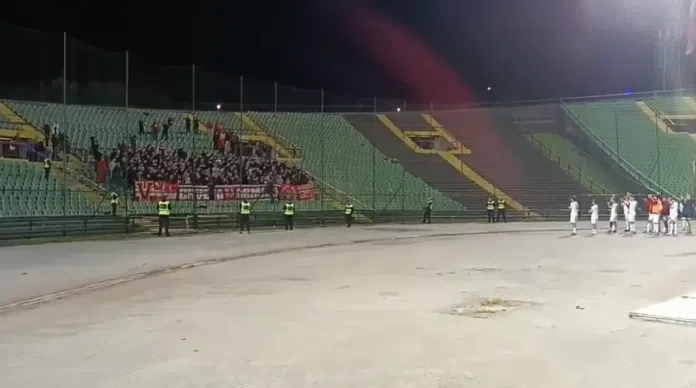 Video Pogledajte Kako Je Red Army Ispratio Fudbalere Veleza Nakon