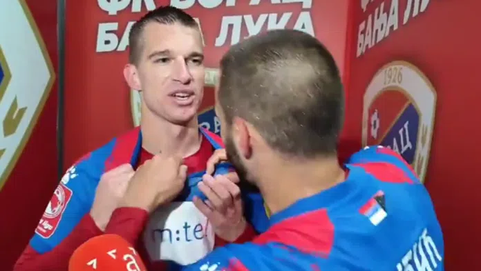 Video Veselo U Taboru Borca Aleksandar Subic Pokusao Pocijepati Dres