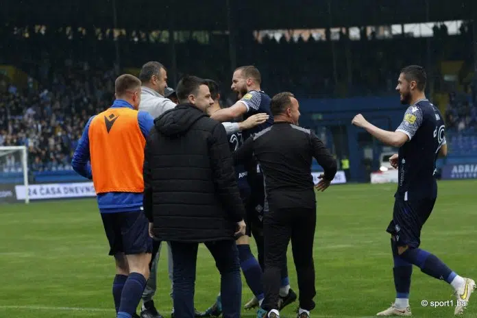 Zeljeznicar Srusio Prvaka U Odlicnoj Atmosferi Za Sesto Mjesto