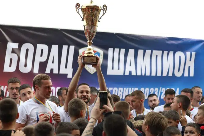 I to se dogodilo: Premijerligaš čestitao Borcu na osvojenoj tituli I To Se Dogodilo Premijerligas Cestitao Borcu Na Osvojenoj Tituli