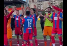(VIDEO) Borčevi igrači skupa sa navijačima navijali “Srpski šampion”, pjevali i nesrbi Video Borcevi Igraci Skupa Sa Navijacima Navijali Srpski Sampion Pjevali