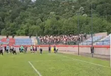 (VIDEO) Pogledajte kako su PONOSNI Manijaci ispratili fudbalere Želje nakon jedne od najboljih partija posljednjih godina Video Pogledajte Kako Su Ponosni Manijaci Ispratili Fudbalere Zelje Nakon