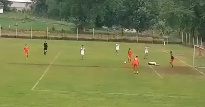 Video Stariji Trebaju Uciti Od Djece Mladi Fudbaler Mladosti Napravio