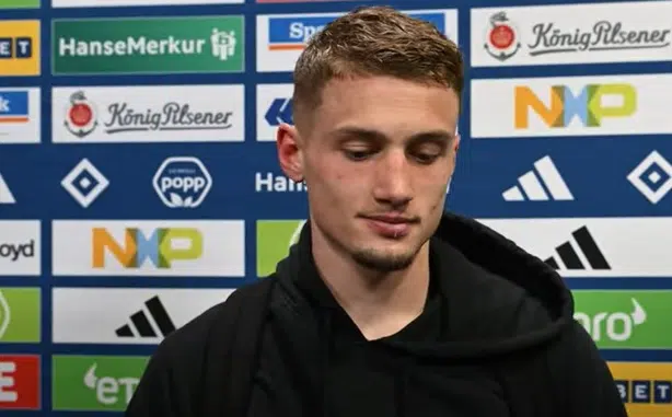 1719211631 Francuska Osoba U Berlinu