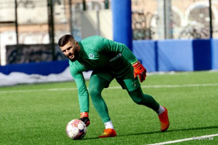 Iz Zeljeznicara Presao U Domzale Raskinuo Ugovor Jucer Potpisao