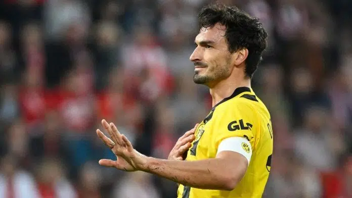 Romanticni Transfer Hummels Odbio Leverkusen I Ajax I Dolazi U