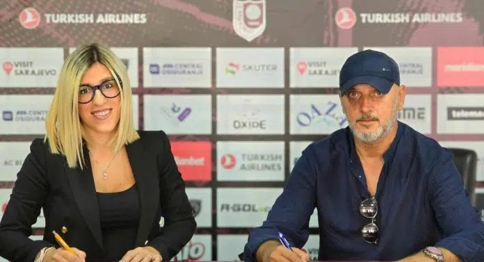 Zvanicno Sarajevo I Radnik Iz Hadzica Potpisali Sporazum O Saradnji