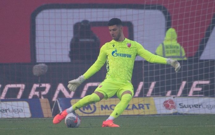 Glazer Se Zaustavio Nakon Slobodnog Udarca Ukopan Sam