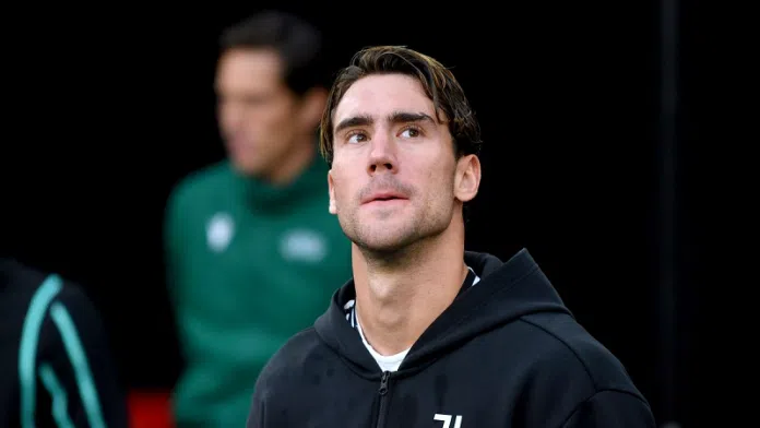 Juventus prijeti Dušanu Vlahoviću ozbiljnim krahom karijere: Zadaje mu završno Juventus Prijeti Dusanu Vlahovicu Ozbiljnim Krahom Karijere Zadaje Mu Zavrsno