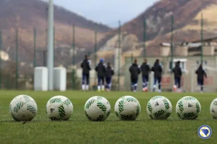 Muhamed Dzakmic Okuplja Reprezentativce Po Prvi Put