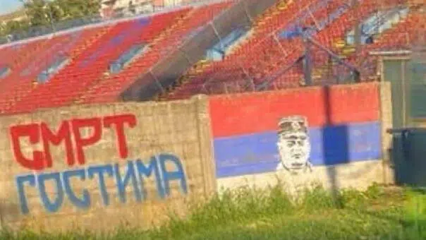Sramotni Grafiti Sa Likom Zlocinca Ratka Mladica Na Gradskom Stadionu