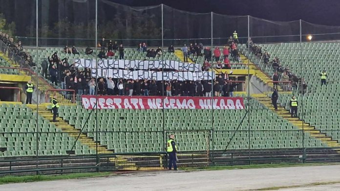 Video Navijaci Veleza Citirali Merlina Budi Ruka Koja Brani Bosnu