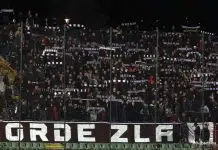 Horde zla pred meč sa Slogom poslale poruku navijačima Sarajeva sa istočne tribine Horde Zla Pred Mec Sa Slogom Poslale Poruku Navijacima Sarajeva