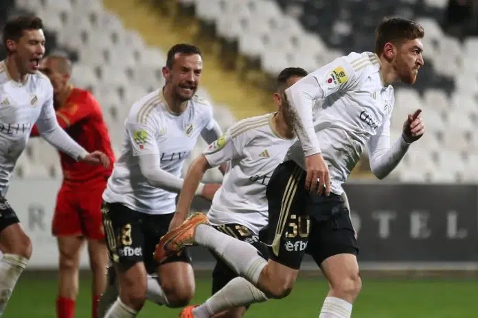 Pavkov Je Potpisao Novi Ugovor Sportsko Srediste