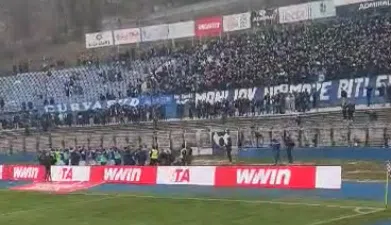 (VIDEO) Pogledajte kako su igrači i navijači Željezničara proslavili pobjedu Video Pogledajte Kako Su Igraci I Navijaci Zeljeznicara Proslavili Pobjedu