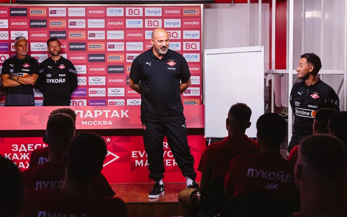 Dejan Stanković krenuo po reprezentativca Srbije! Dejan Stankovic Krenuo Po Reprezentativca Srbije