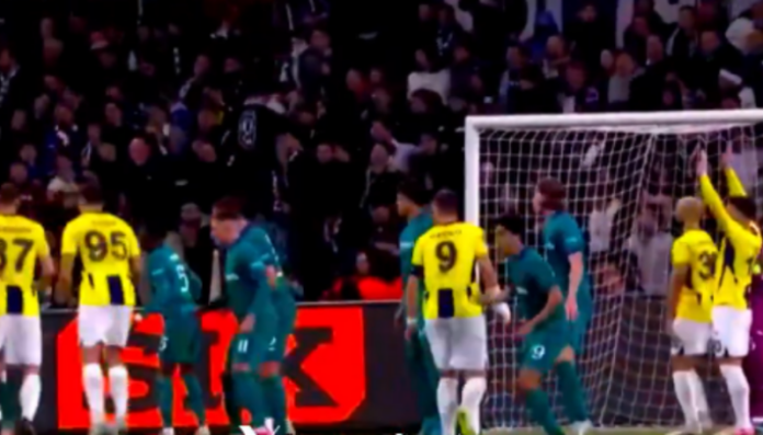 Liga Evrope Feneru Nije Smetao Prekid Ajaks Strepeo Protiv Uniona