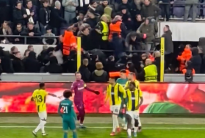 Nemile Scene U Briselu Prekidan Mec Anderleht Fener Video